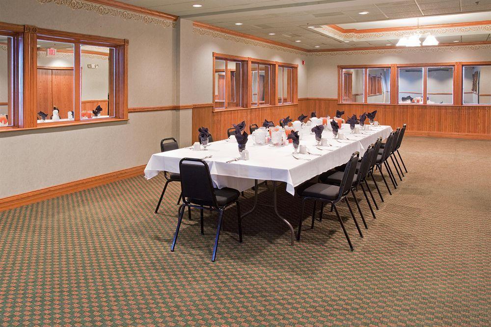 Country Inn & Suites By Radisson, Sidney, Ne Удобства фото